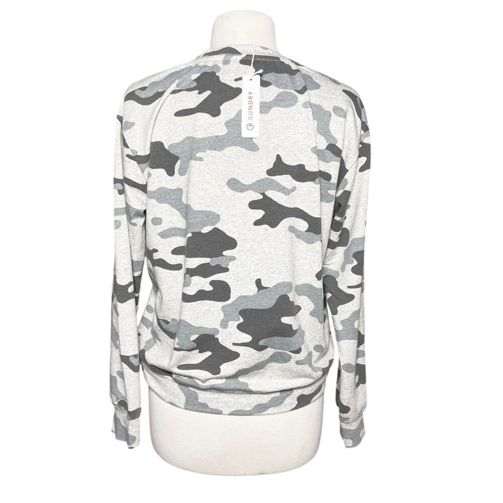 NWT ANTHROPOLOGIE SUNDRY Women’s Gray Camo Long Sleeve Knit Top - Picture 4 of 4